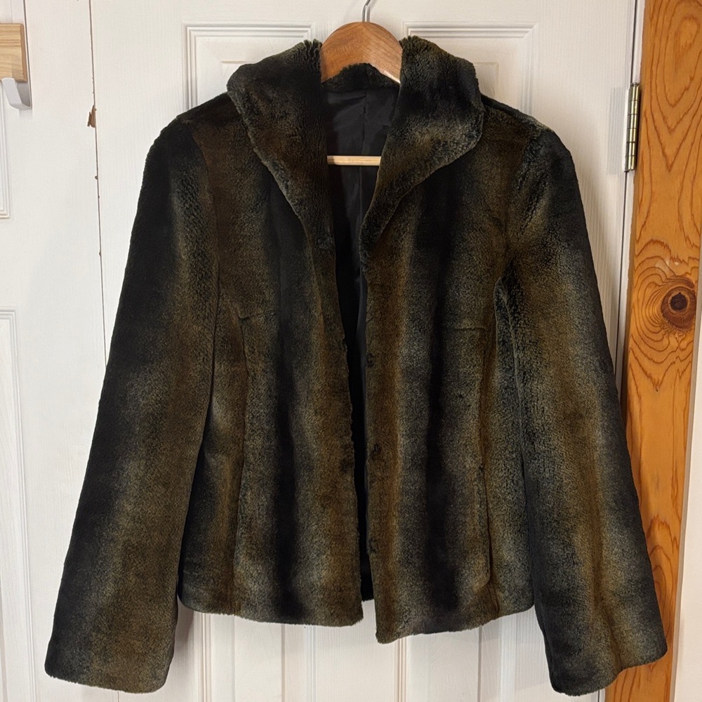 Trina Turk Elegant Green & Brown Faux Fur Women's Jacket